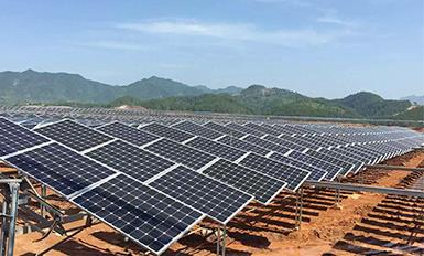 常景30MWP農光互補雙軸太陽跟蹤光伏發(fā)電站并網(wǎng)發(fā)電